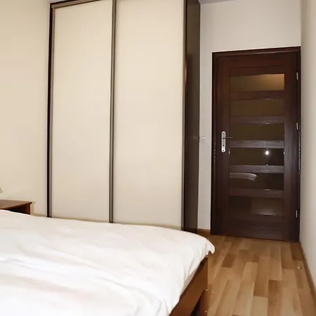 Sopockie Apartamenty - Metro Apartment *